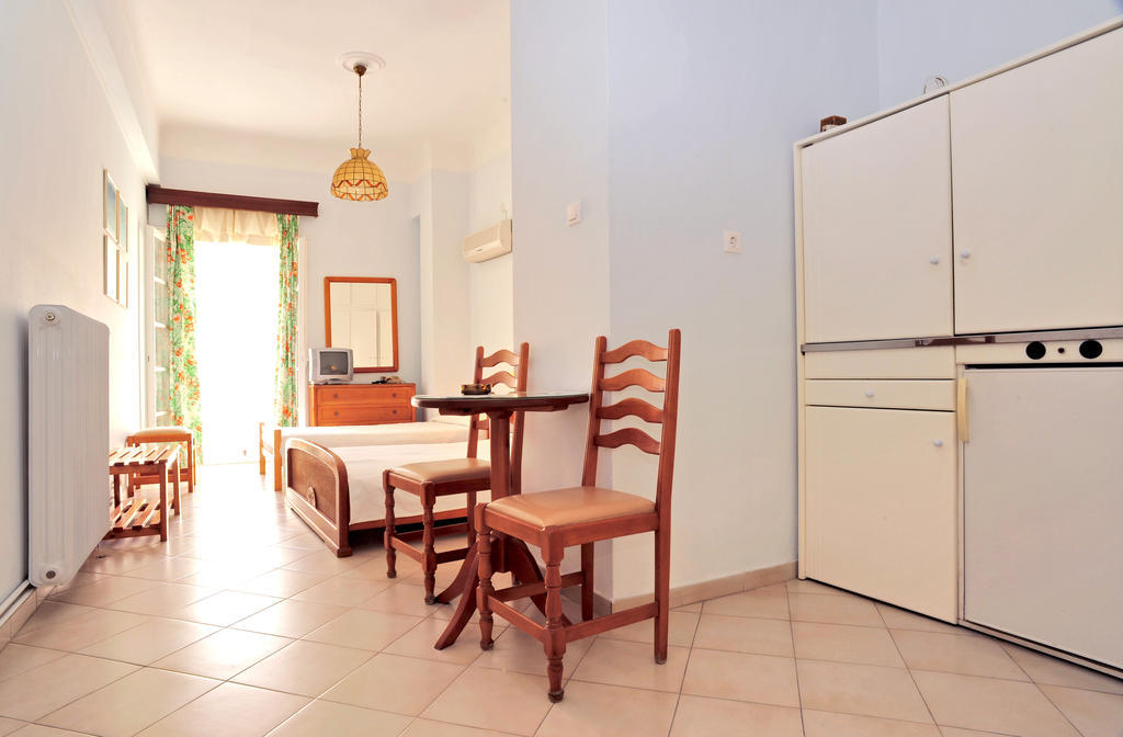 Sea Colours Rooms & Apartments Ermoupoli Kamer foto