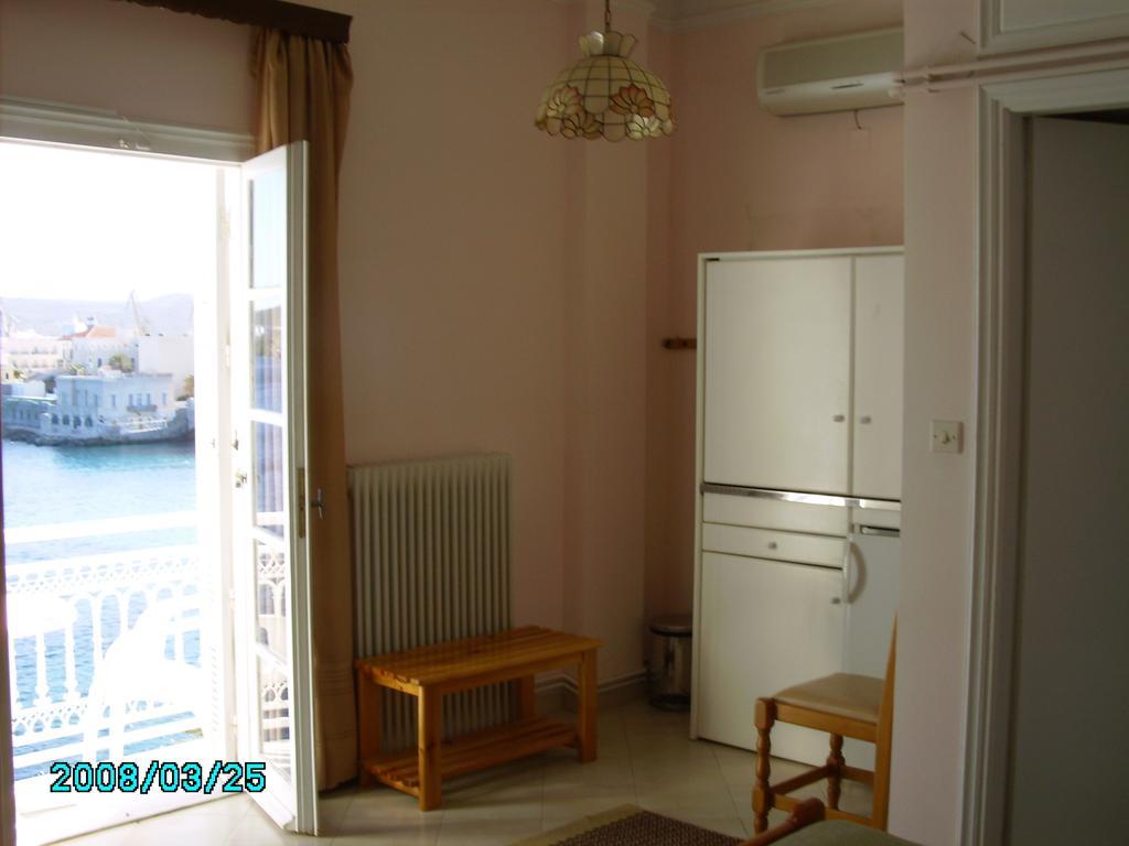 Sea Colours Rooms & Apartments Ermoupoli Kamer foto