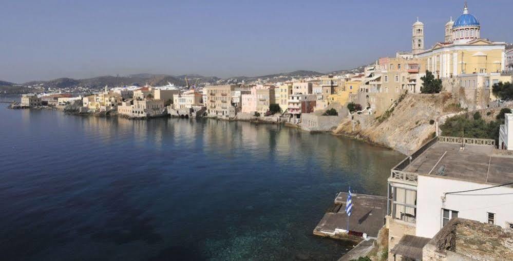 Sea Colours Rooms & Apartments Ermoupoli Buitenkant foto